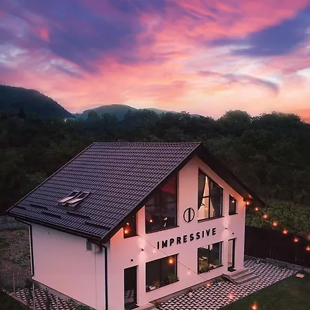 Impressive Homestay Tirgu Ocna